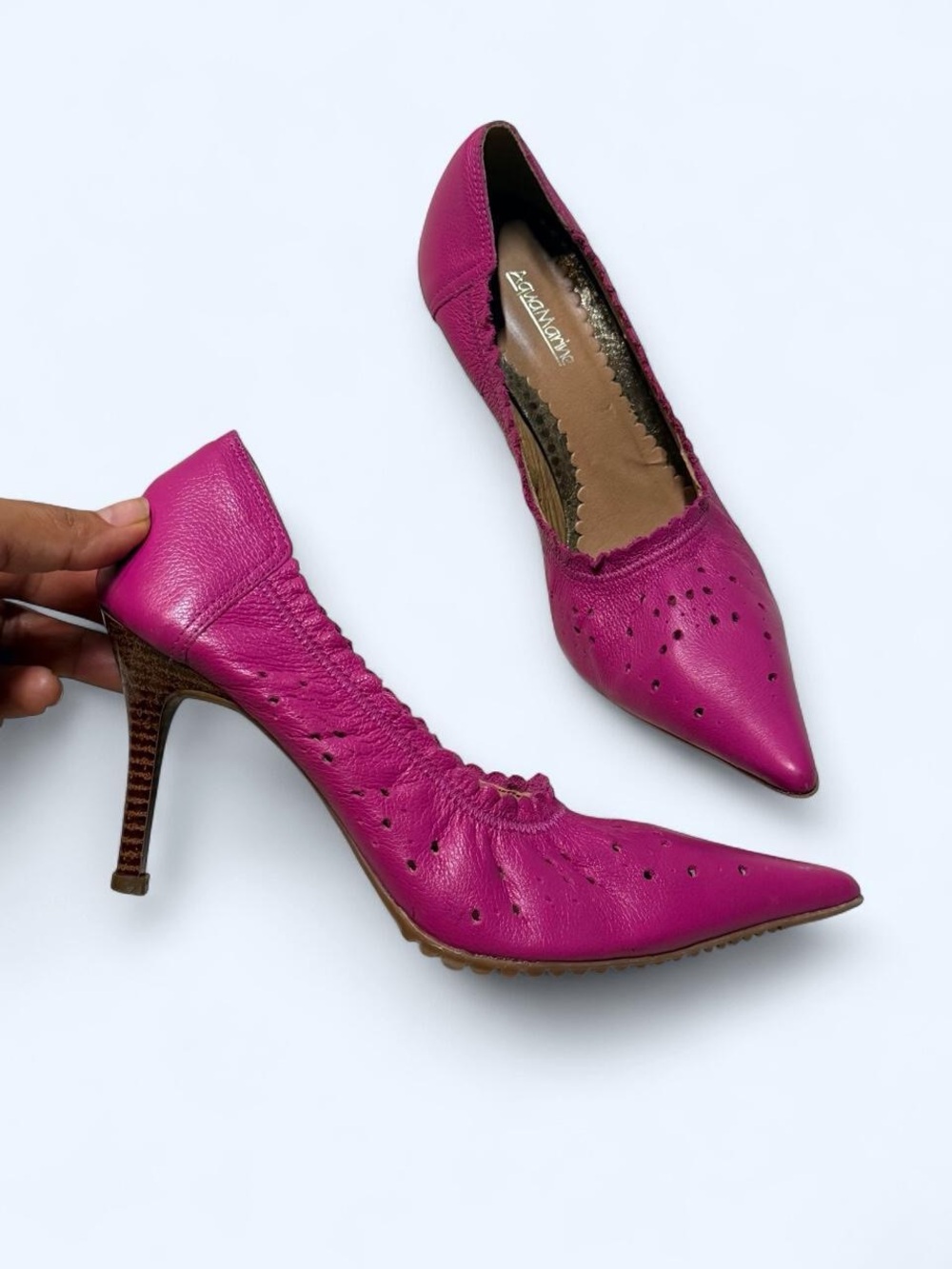 Pointed Scalloped Fuchsia Leather Heels